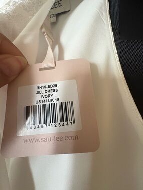 Sau-Lee Jill Ivory Wedding Dress